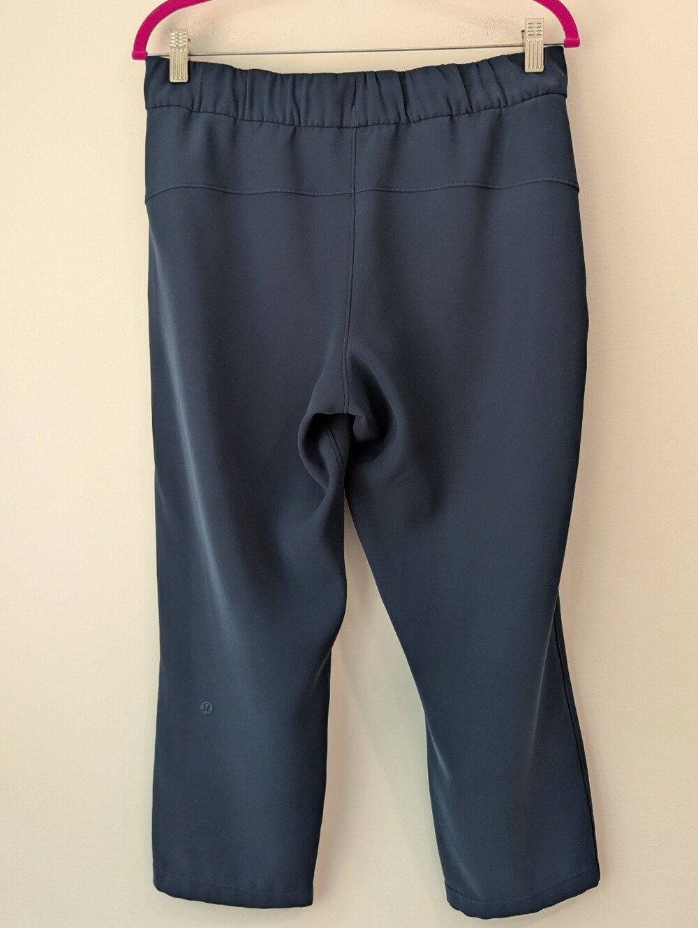 Lululemon On The Fly Crop Pant In True Navy - Picture 6 of 7